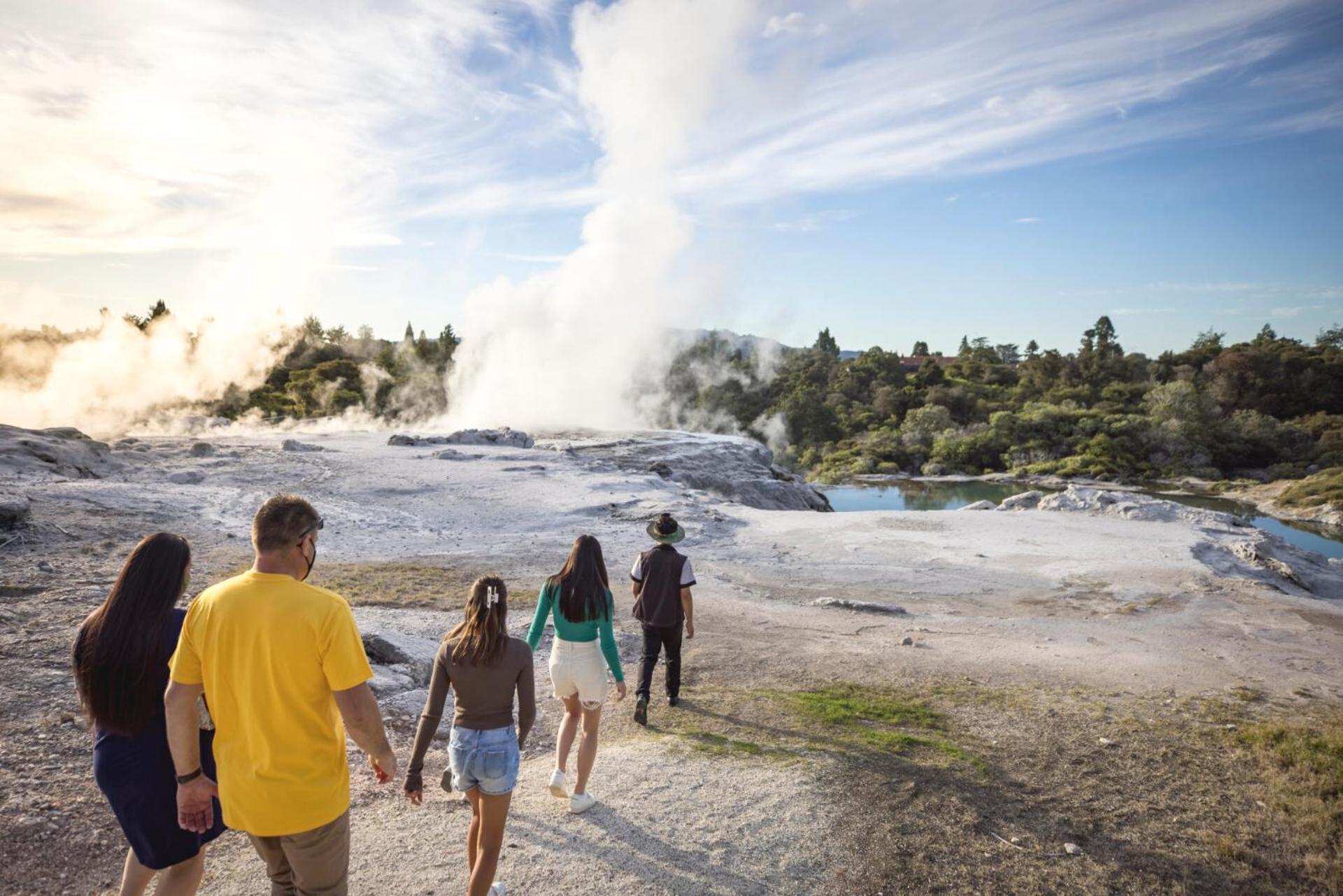 Tasman Holiday Parks - Rotorua Exterior photo